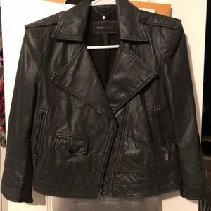 BCBG cropped bold shoulder leather jacket small